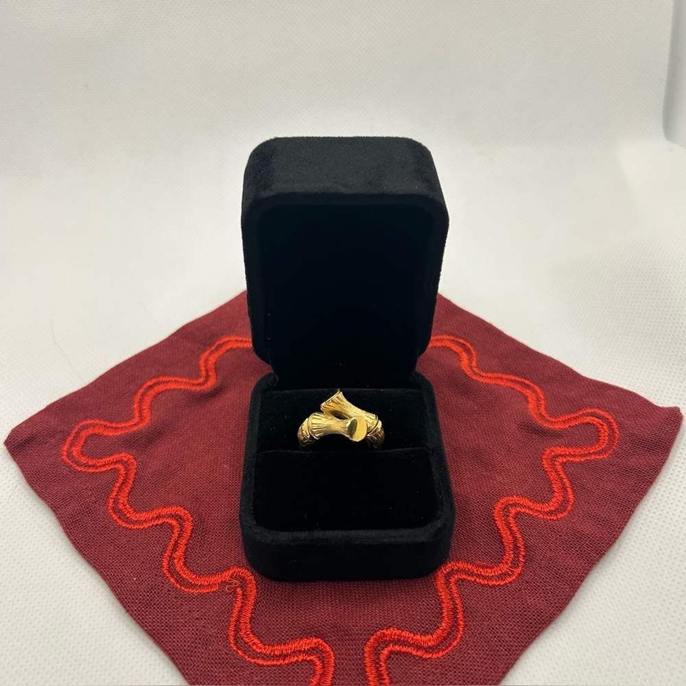 Avon Bamboo Ring